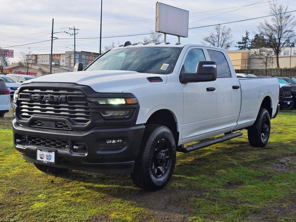 New 2026 Ram 3500 TRADESMAN CREW CAB 4X4 8' BOX Pickup