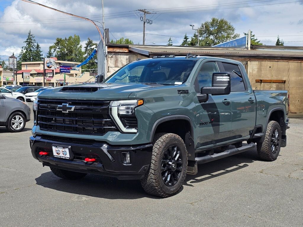 Used 2025 Chevrolet Silverado 3500HD LT Crew Cab