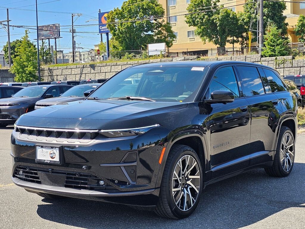 New 2025 Jeep Wagoneer S LIMITED Sport Utility