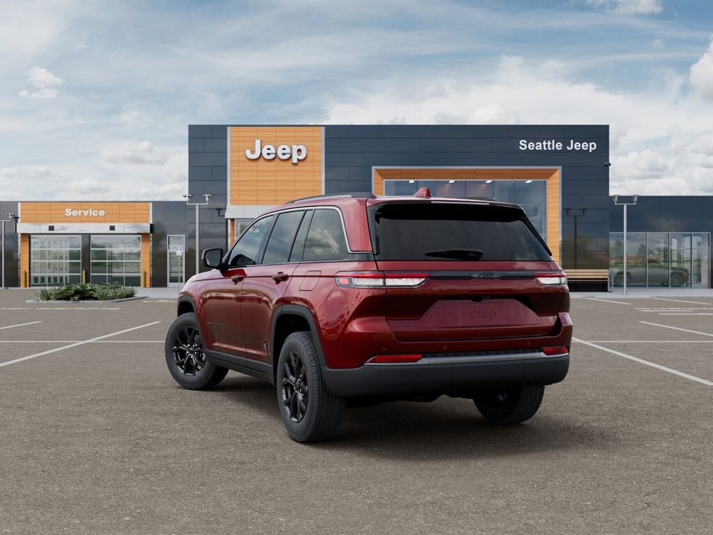 New 2026 Jeep Grand Cherokee LAREDO ALTITUDE 4X4 Sport Utility