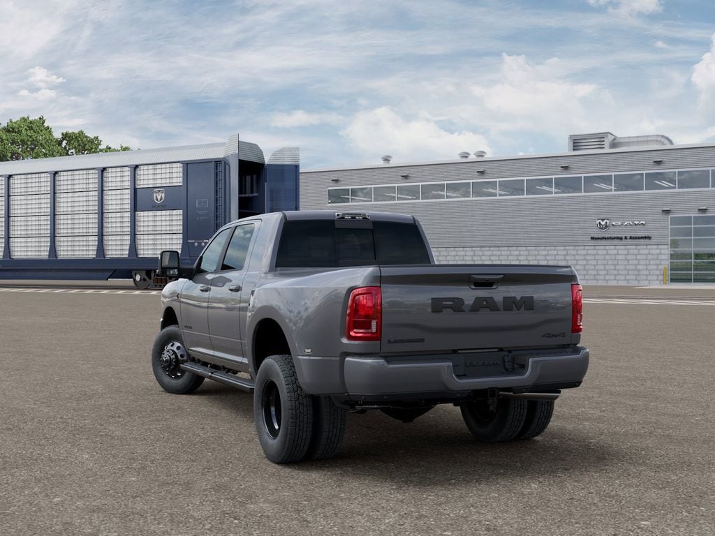 New 2026 Ram 3500 LARAMIE MEGA CAB 4X4 6'4 BOX Pickup