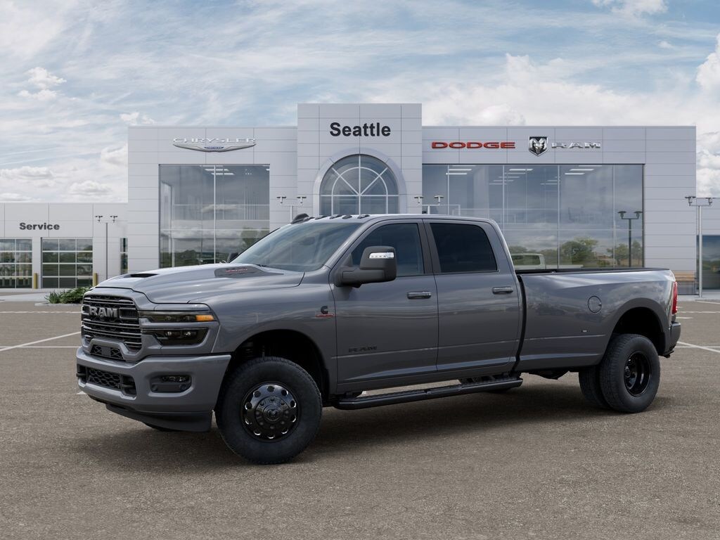 New 2026 Ram 3500 LARAMIE CREW CAB 4X4 8' BOX Pickup