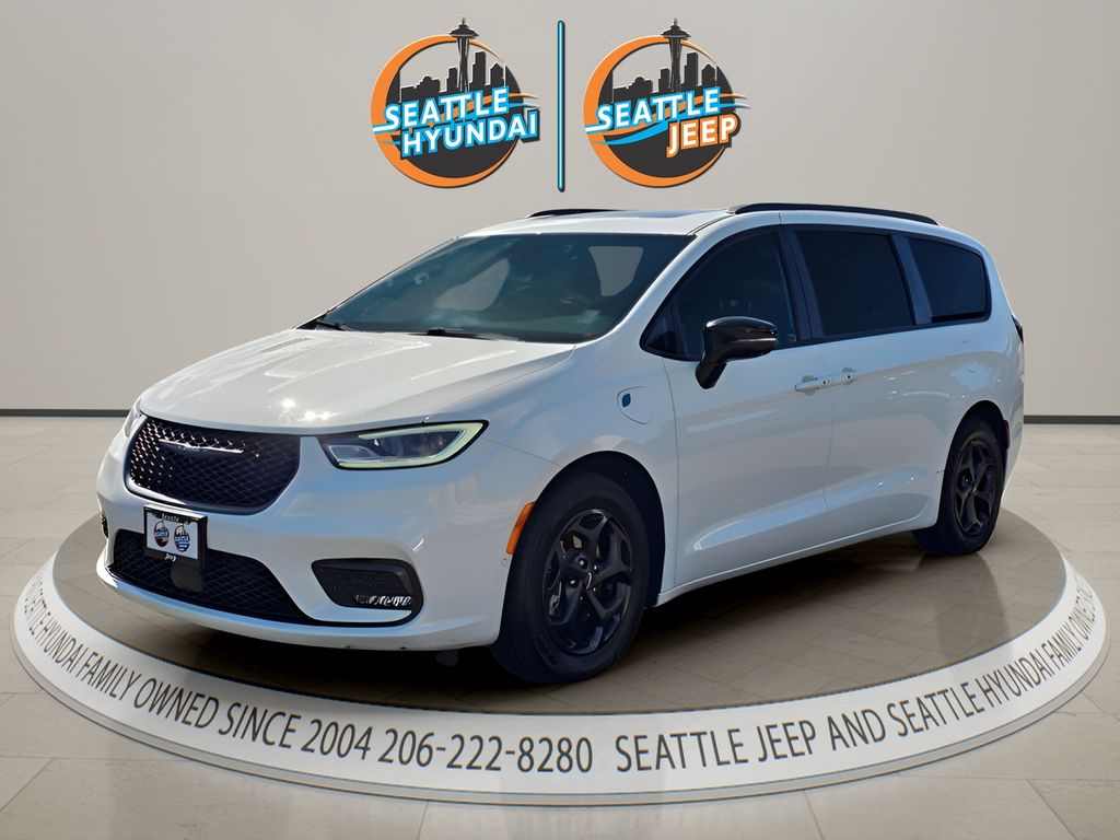 2023 Chrysler Pacifica Hybrid