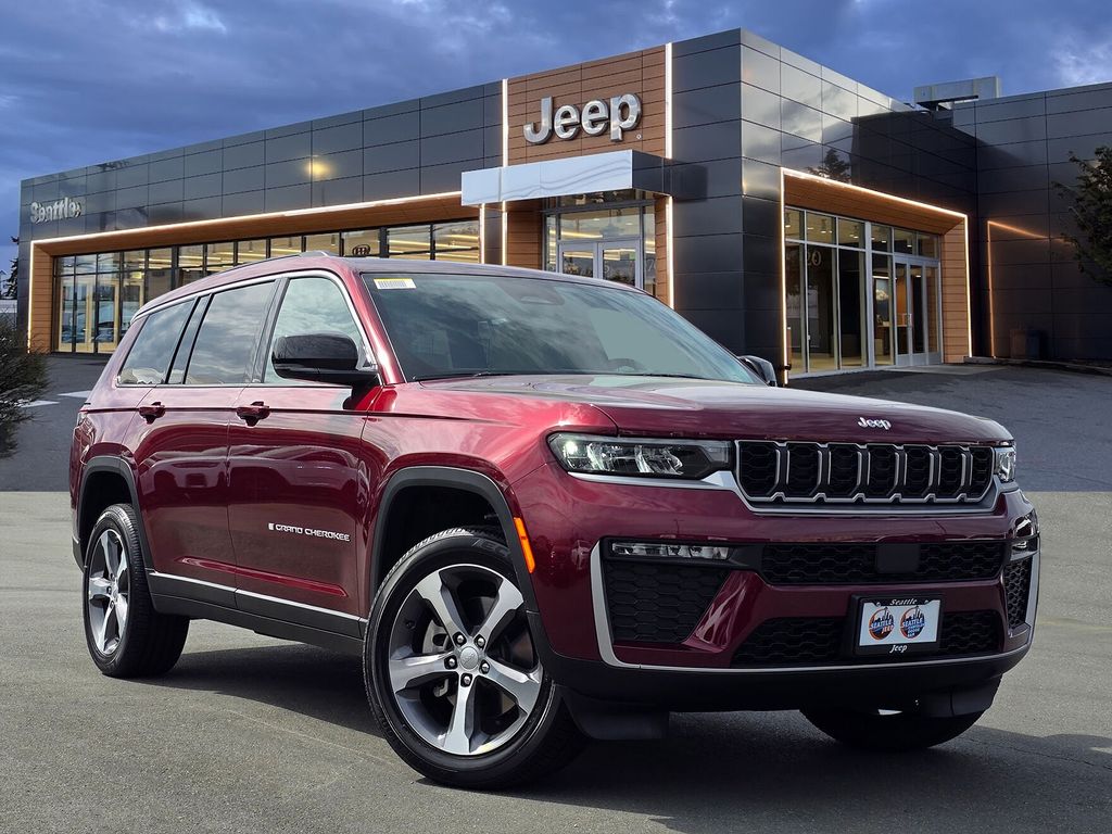 2026 Jeep Grand Cherokee L Limited 4x4's photo