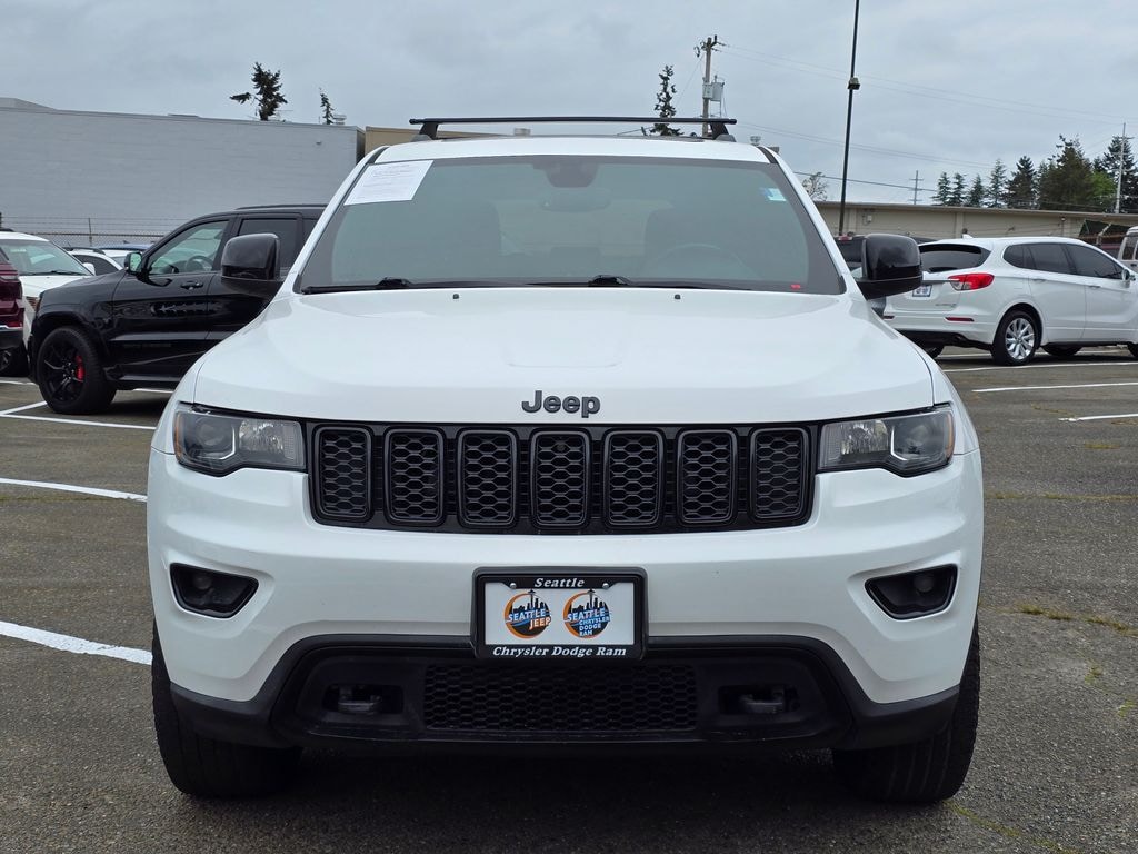 Used 2019 Jeep Grand Cherokee Laredo SUV