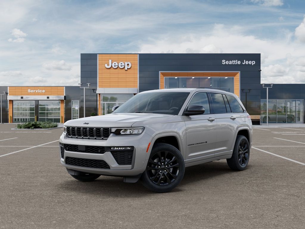 2026 Jeep Grand Cherokee Limited Reserve 4x4's photo