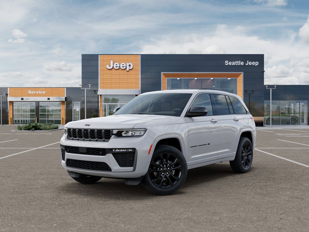 2026 Jeep Grand Cherokee Limited Reserve 4x4's photo