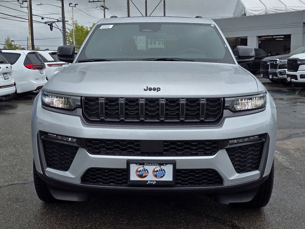 New 2026 Jeep Grand Cherokee LIMITED 4X4 Sport Utility