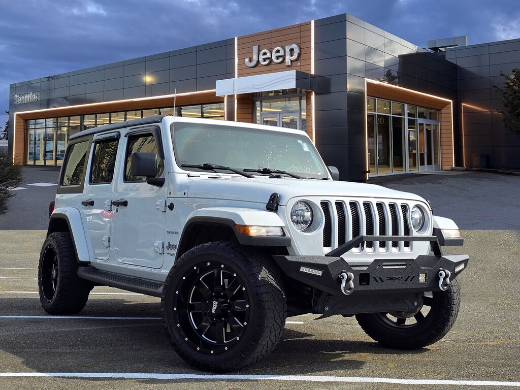 Used 2020 Jeep Wrangler Unlimited Sahara SUV
