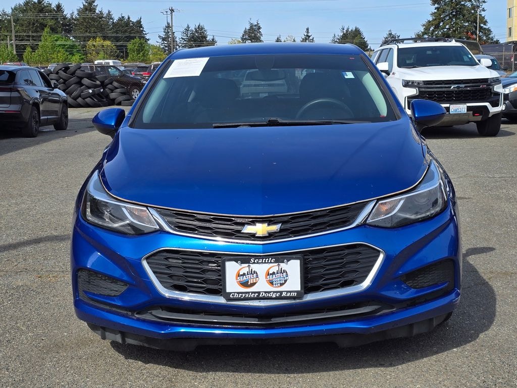 Used 2018 Chevrolet Cruze LT Auto Hatchback