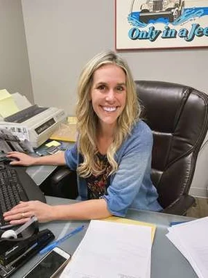 Staff member JENNIFER DUFFY from ID_c4a130
