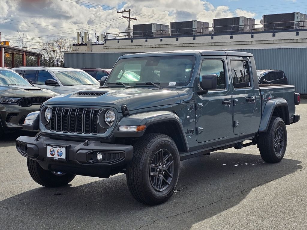 New 2025 Jeep Gladiator SPORT S 4X4 Pickup
