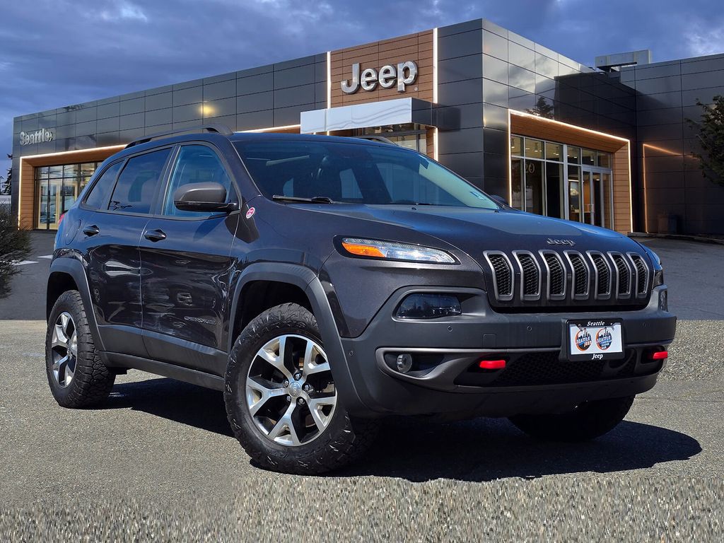 2015 Jeep Cherokee SUV 