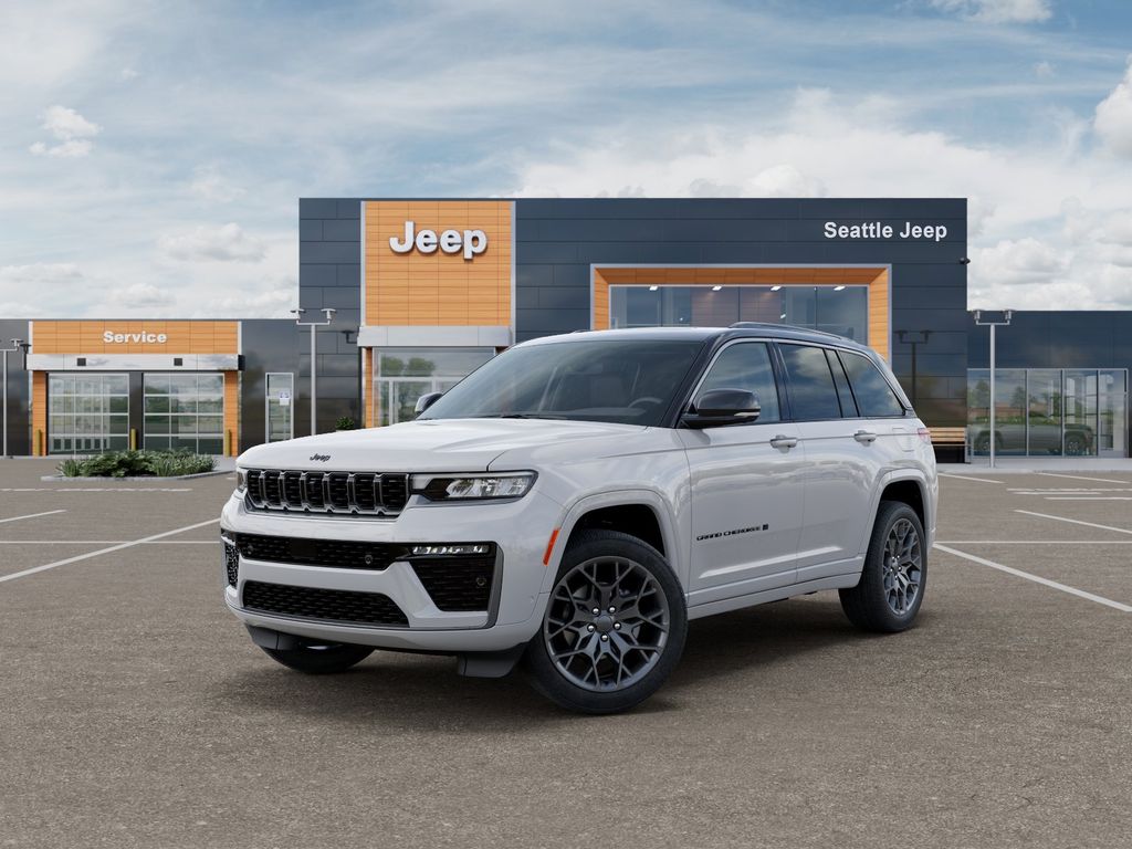 2026 Jeep Grand Cherokee Summit 4x4's photo