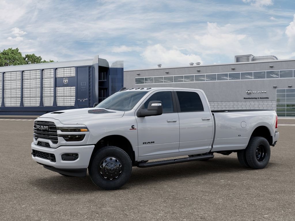 New 2026 Ram 3500 LARAMIE CREW CAB 4X4 8' BOX Pickup