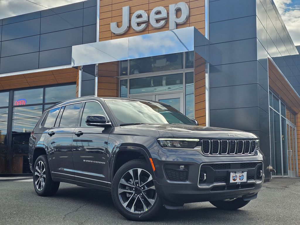 2024 Jeep Grand Cherokee L Overland 4x4's photo
