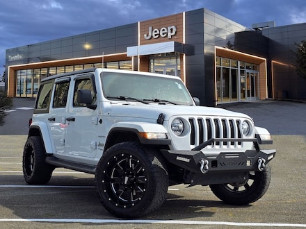 2020 Jeep Wrangler Unlimited Sahara SUV