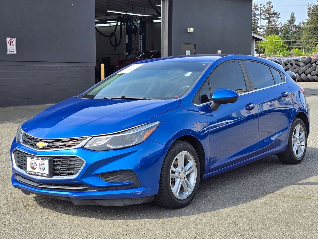 Used 2018 Chevrolet Cruze LT Auto Hatchback