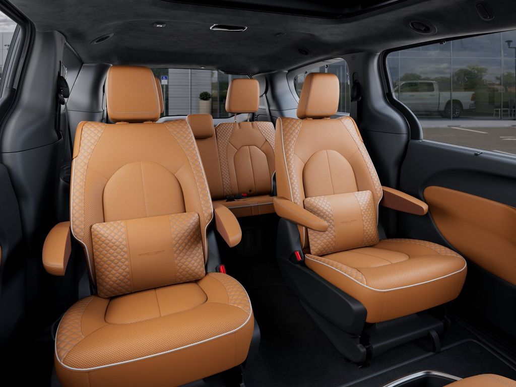 2026 Chrysler Pacifica Pinnacle - Photo 16