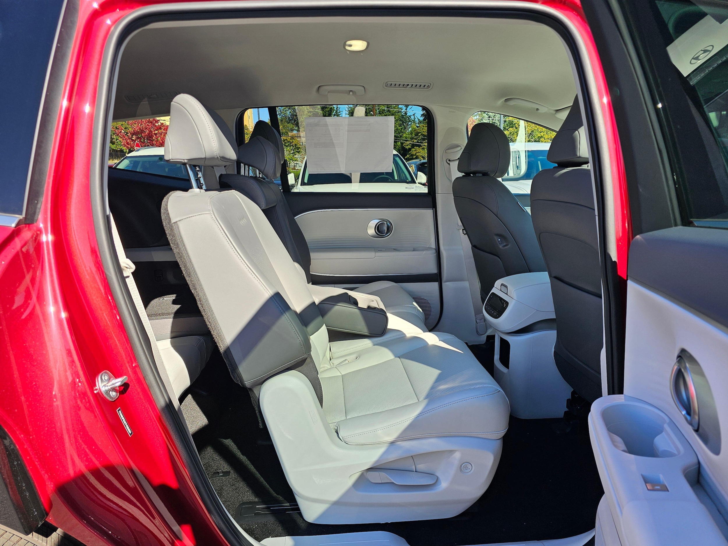 2026 Hyundai IONIQ 9 SEL - Photo 12