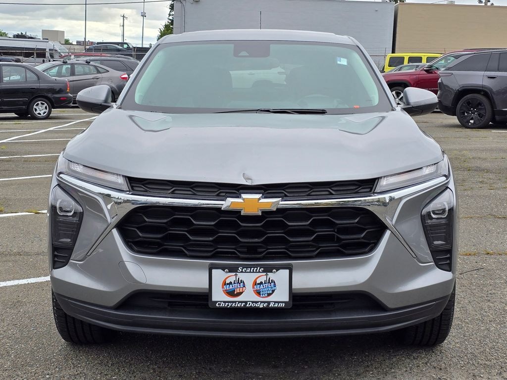 Used 2024 Chevrolet Trax LS SUV