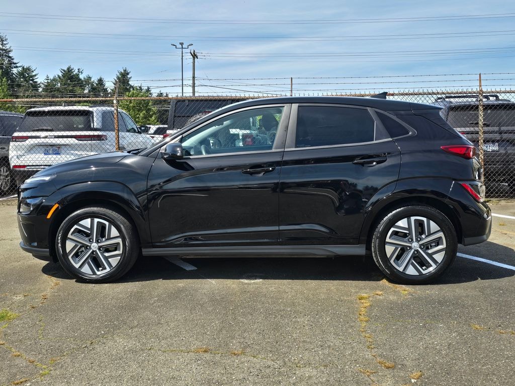 Used 2023 Hyundai Kona Electric SE SUV