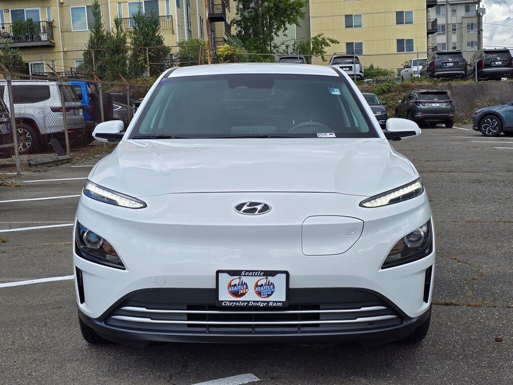 Used 2023 Hyundai Kona Electric SE SUV