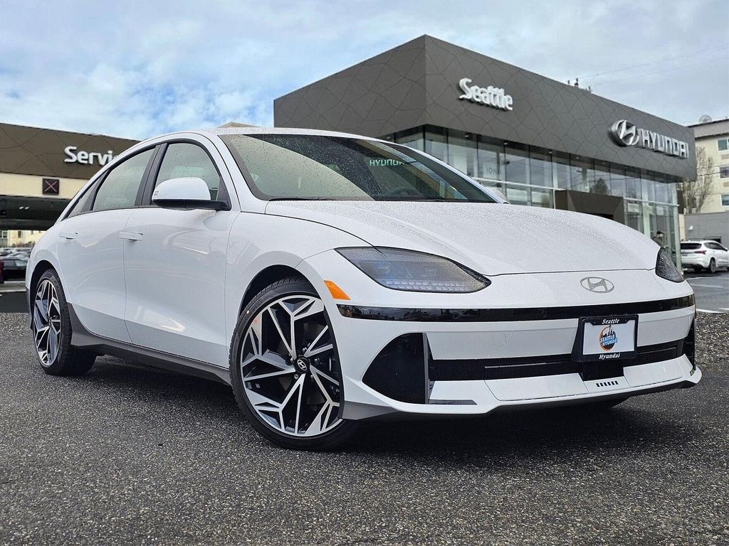 New 2025 Hyundai IONIQ 6 SEL Sedan