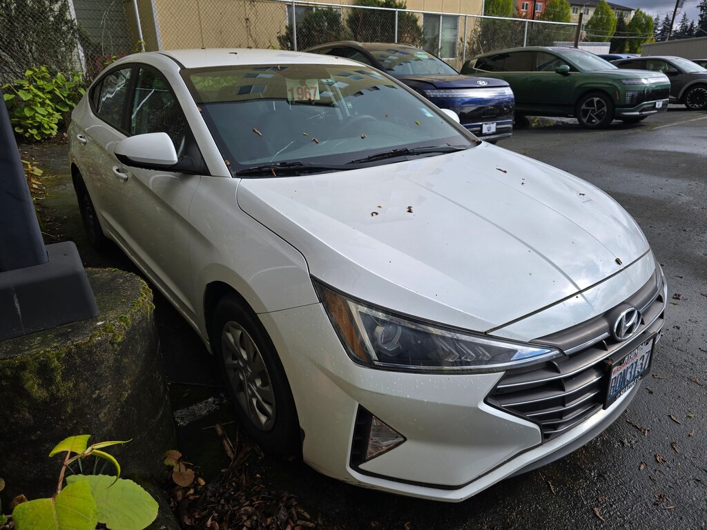 Used 2019 Hyundai Elantra SE Sedan