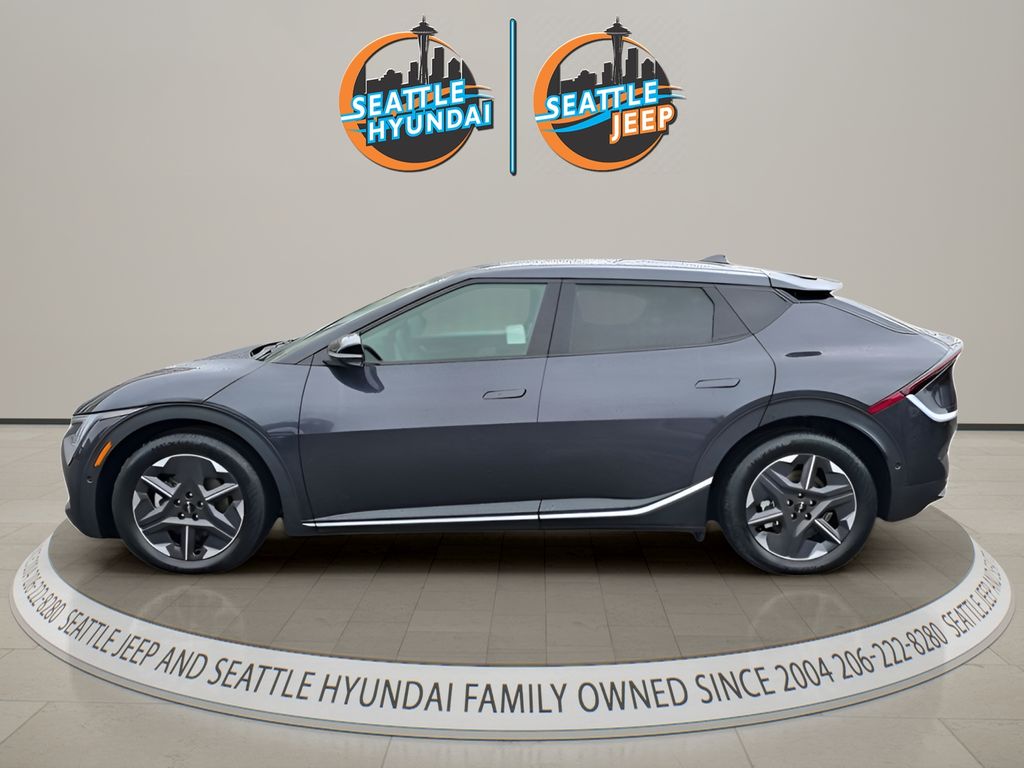 Used 2025 Kia EV6 Light L/R with VIN 5XYC34JA4SG009655 for sale in Seattle, WA