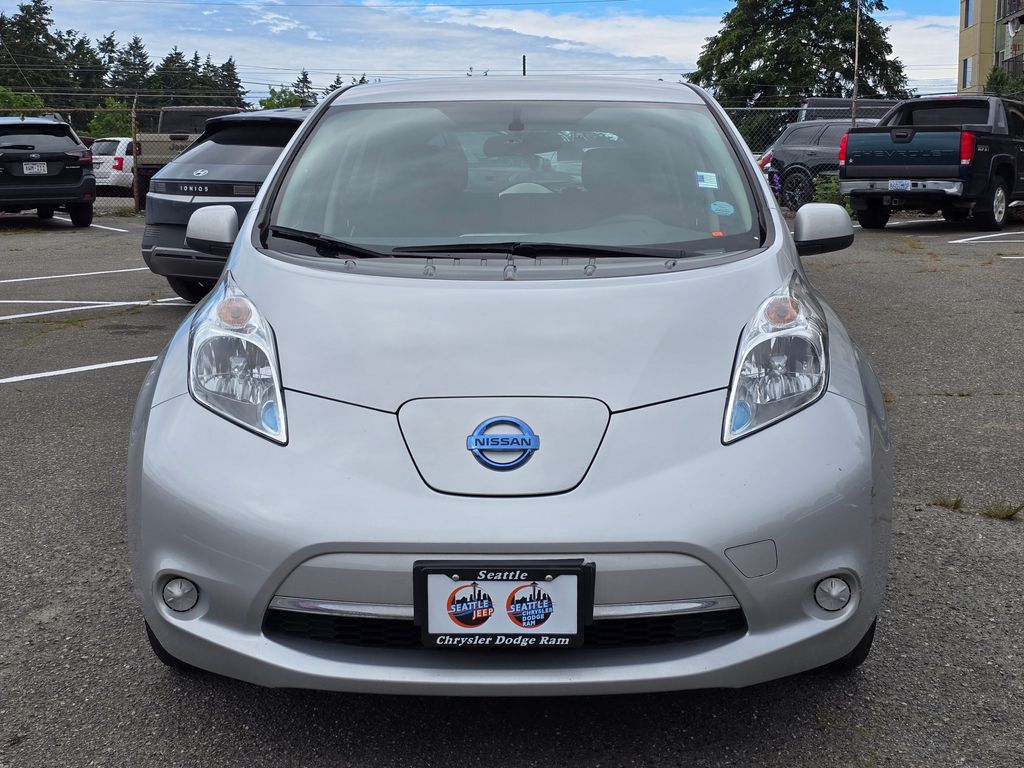 Used 2017 Nissan LEAF S with VIN 1N4BZ0CP9HC311725 for sale in Seattle, WA