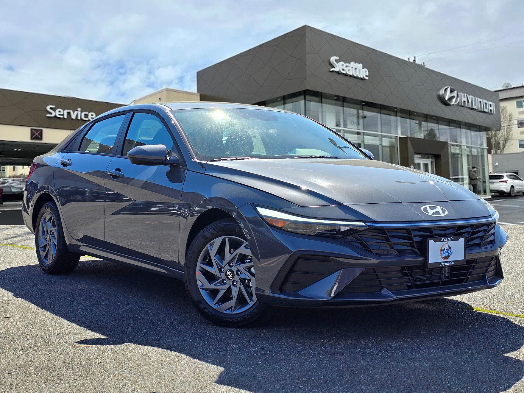 2026 Hyundai Elantra 1.6 HEV Blue's photo