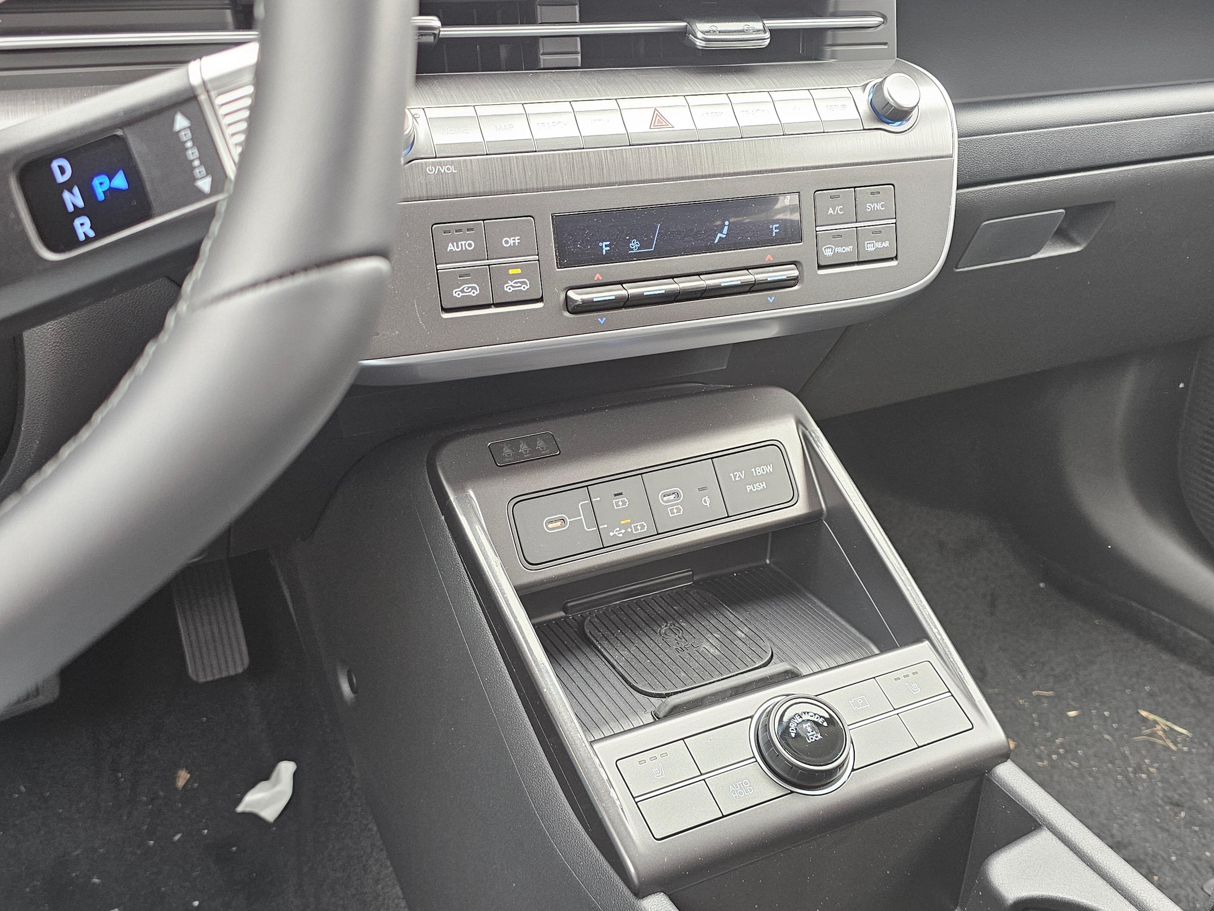 2025 Hyundai Kona SEL Convenience - Photo 20