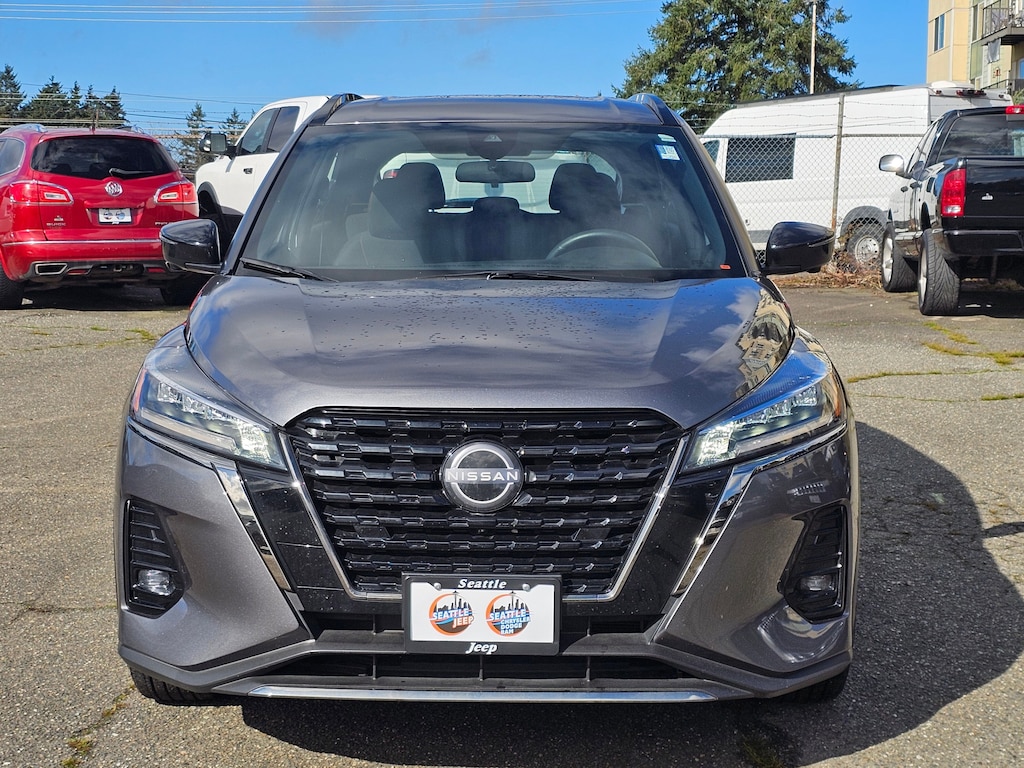 Used 2022 Nissan Kicks SR SUV