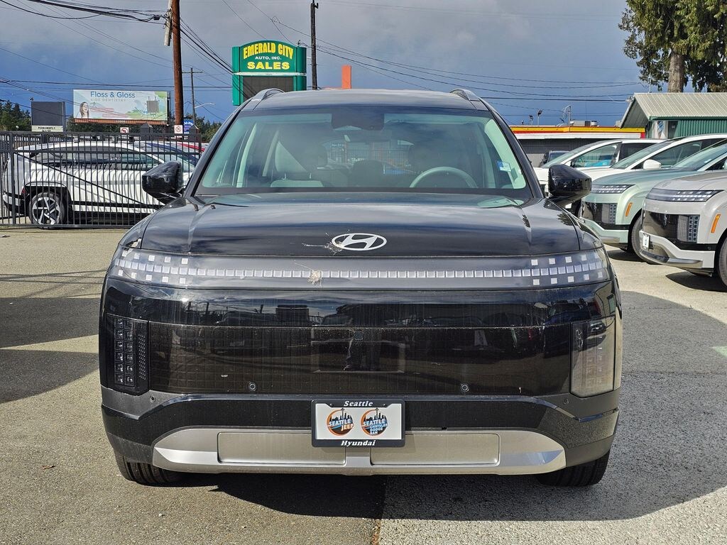 New 2026 Hyundai IONIQ 9 SE SUV