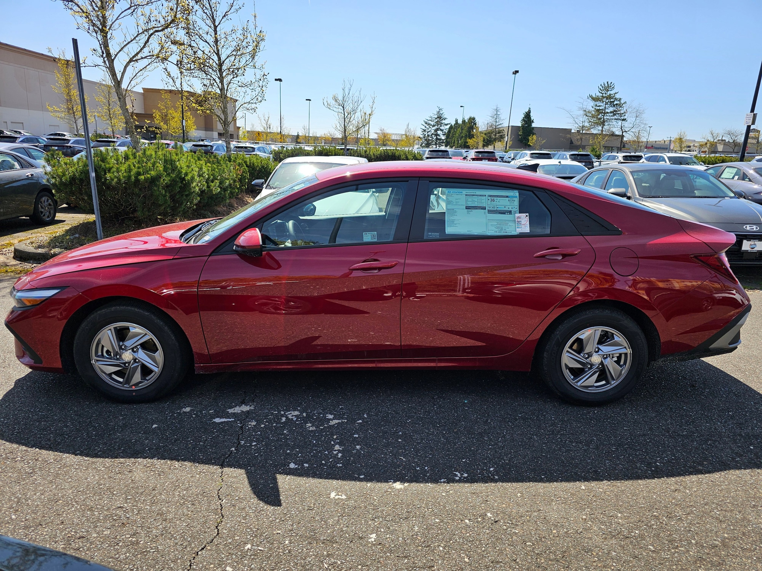 2025 Hyundai Elantra SE - Photo 6