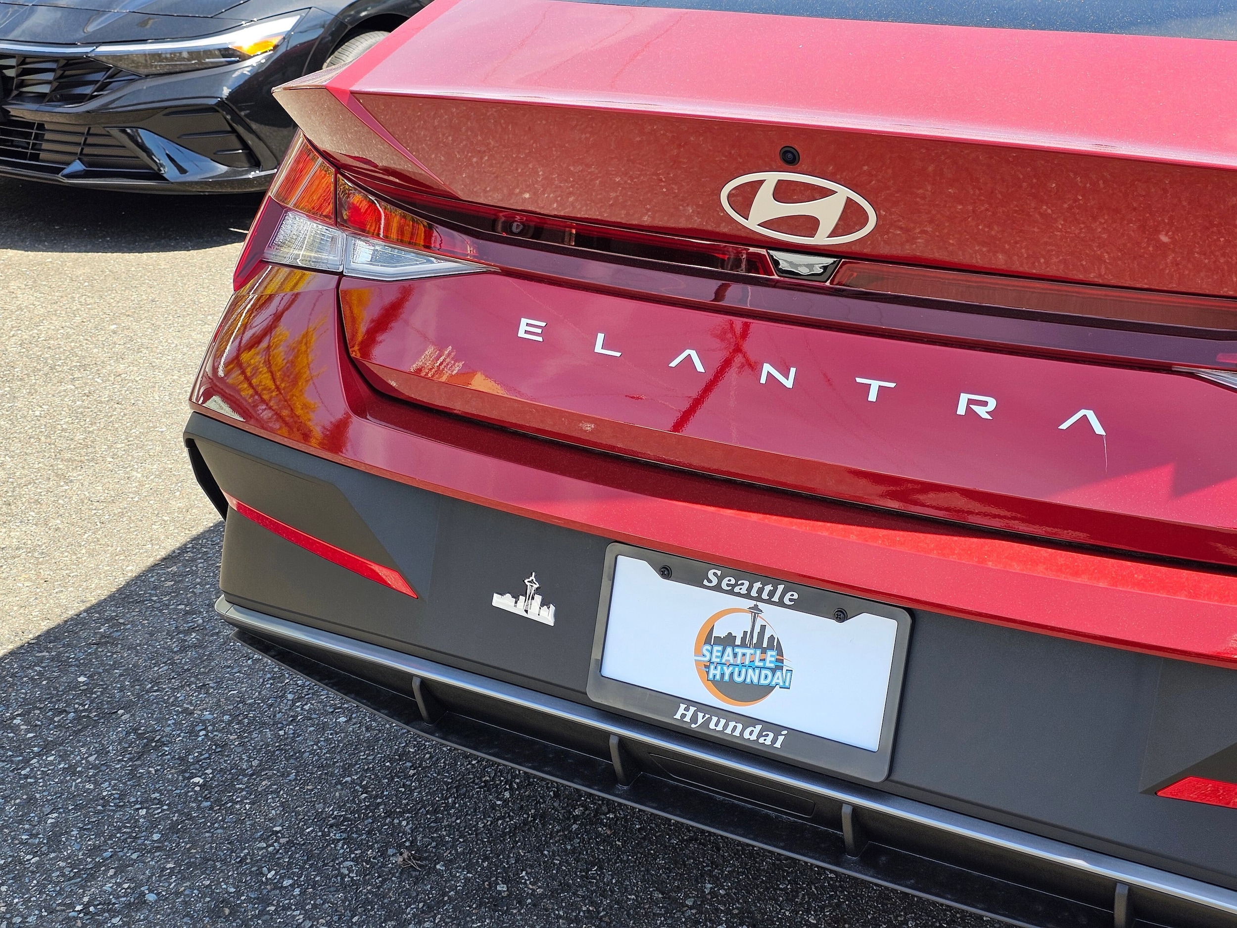2025 Hyundai Elantra SE - Photo 13