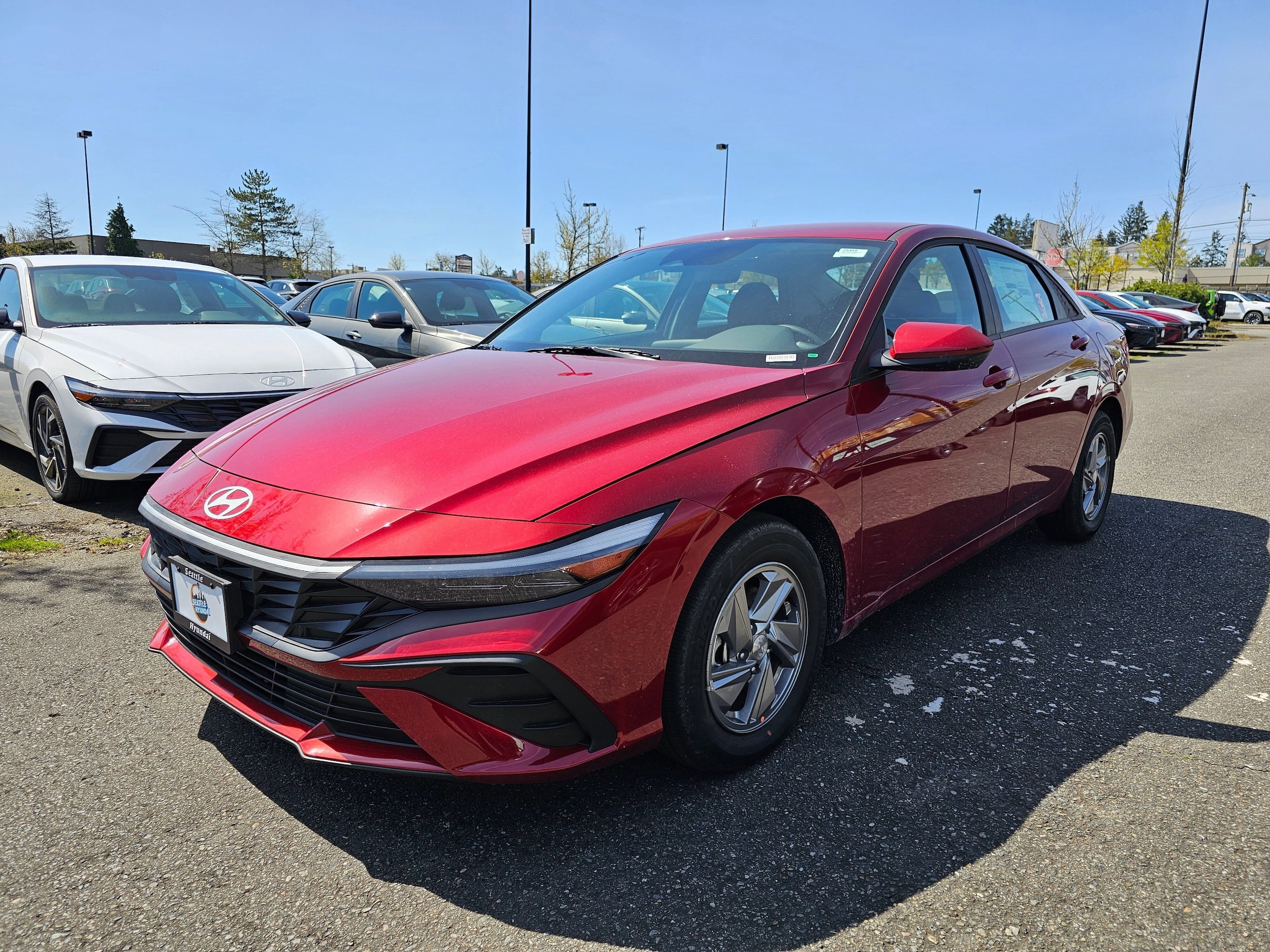 2025 Hyundai Elantra SE - Photo 7