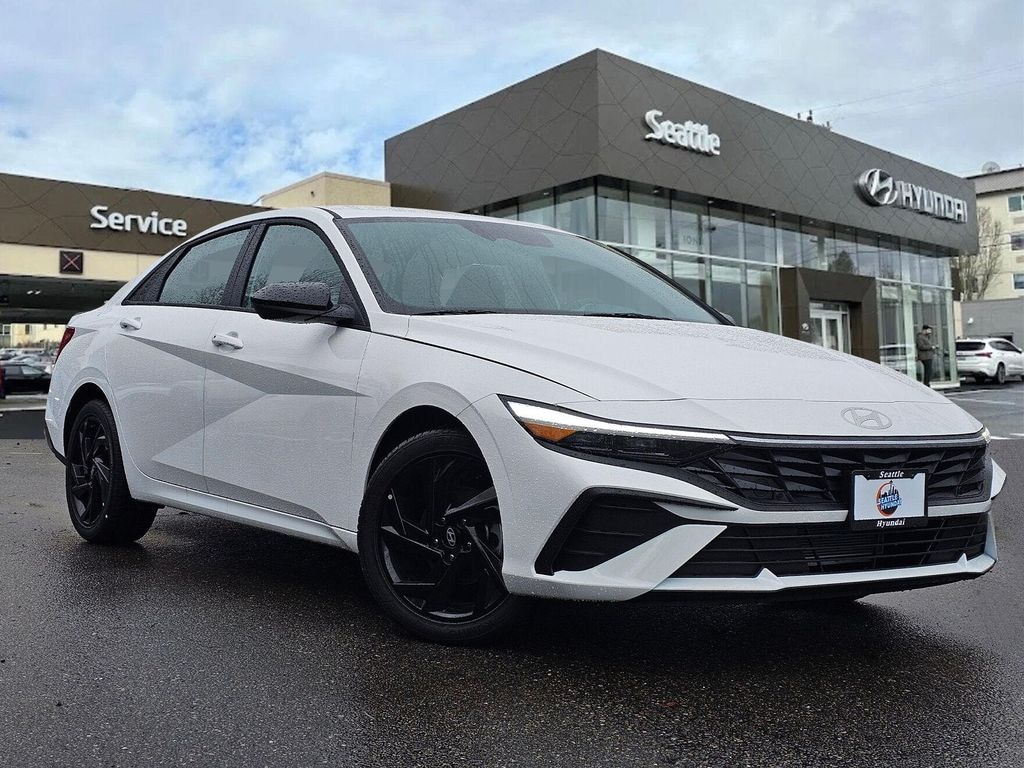 New 2026 Hyundai Elantra SEL Sport Sedan