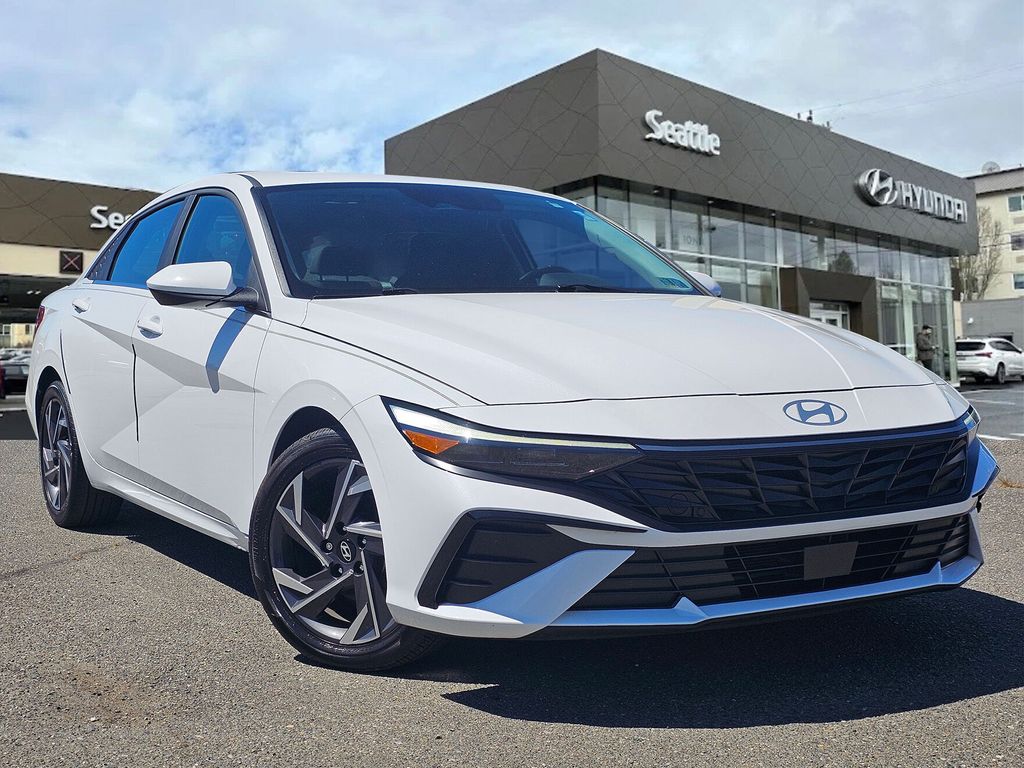 2024 Hyundai Elantra 2.0 SEL IVT's photo