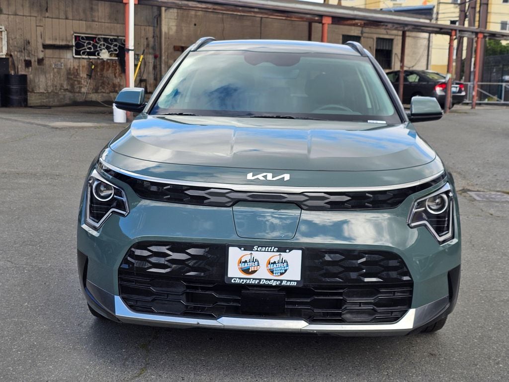 Used 2025 Kia Niro Wind with VIN KNDCR3L10S5143951 for sale in Seattle, WA