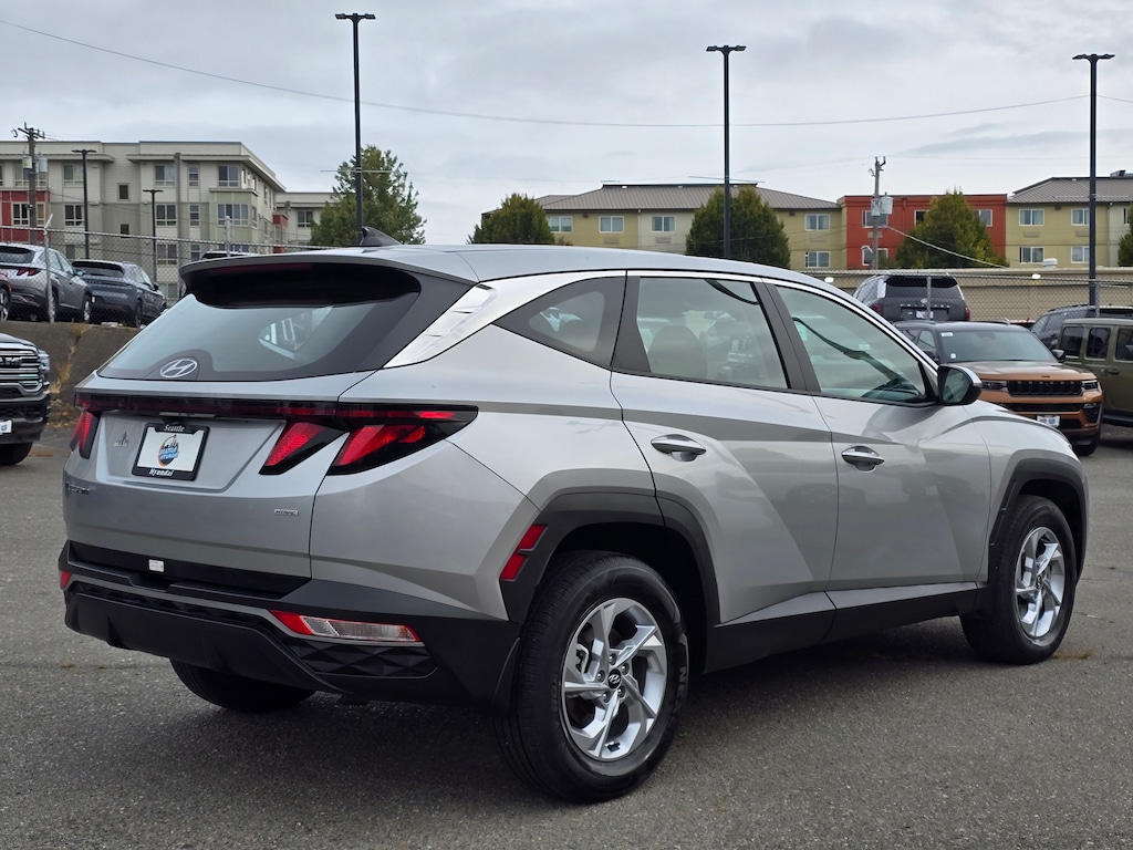 Used 2024 Hyundai Tucson SE SUV
