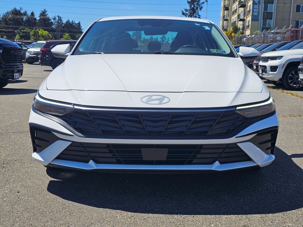 Used 2024 Hyundai Elantra SEL Sedan