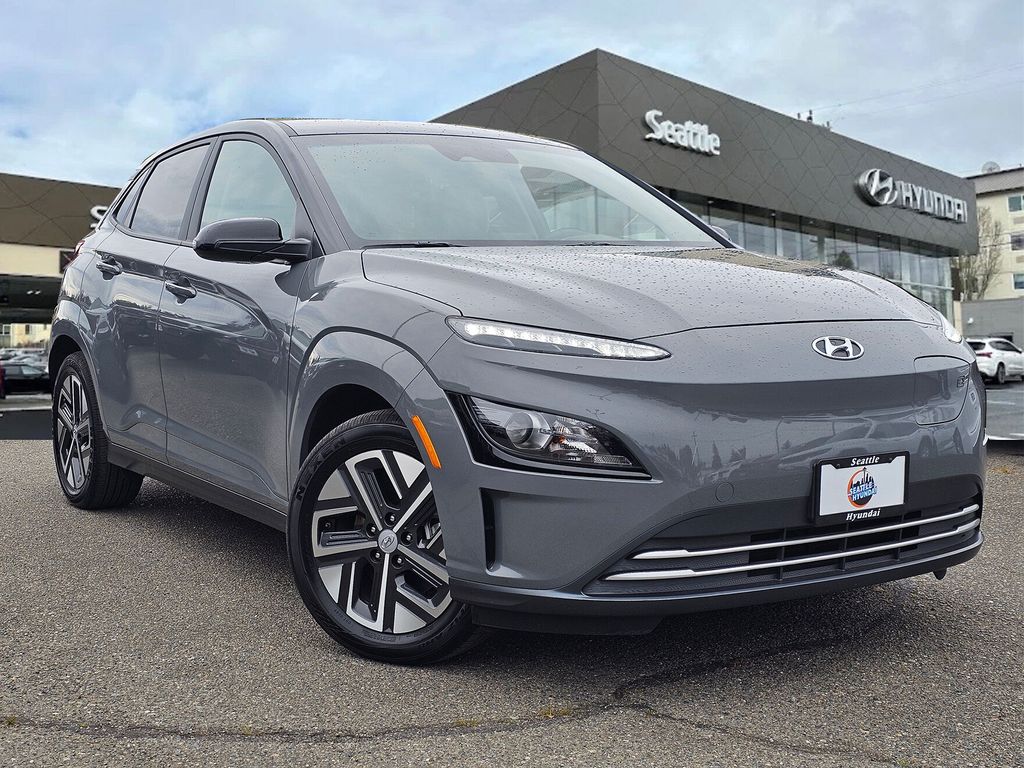 2023 Hyundai Kona Electric SE's photo