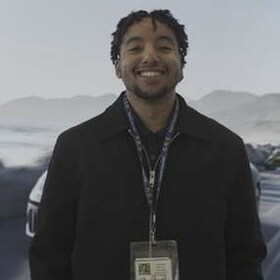 Staff member Mohamud Mohamud from ID_dbf4c2