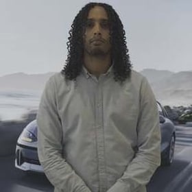 Staff member Sabir Kasim from ID_dbf4c2