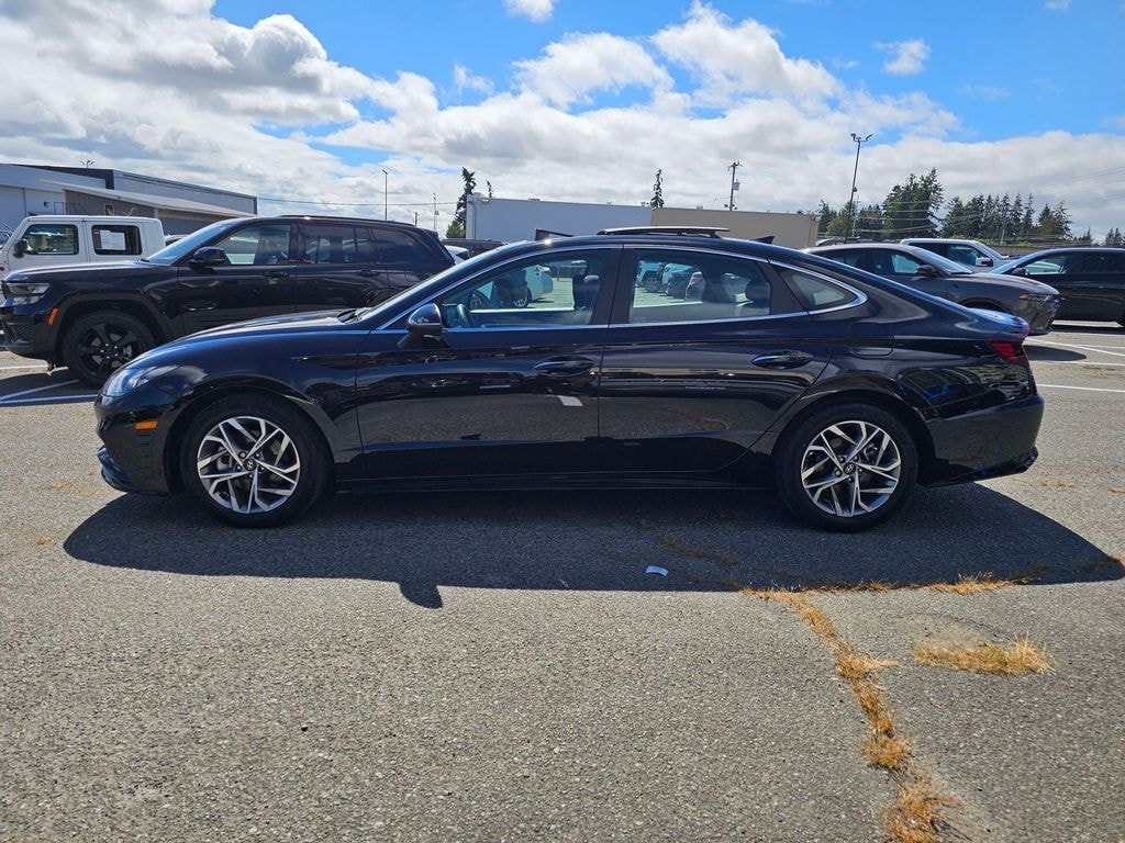 Used 2021 Hyundai Sonata SEL Sedan