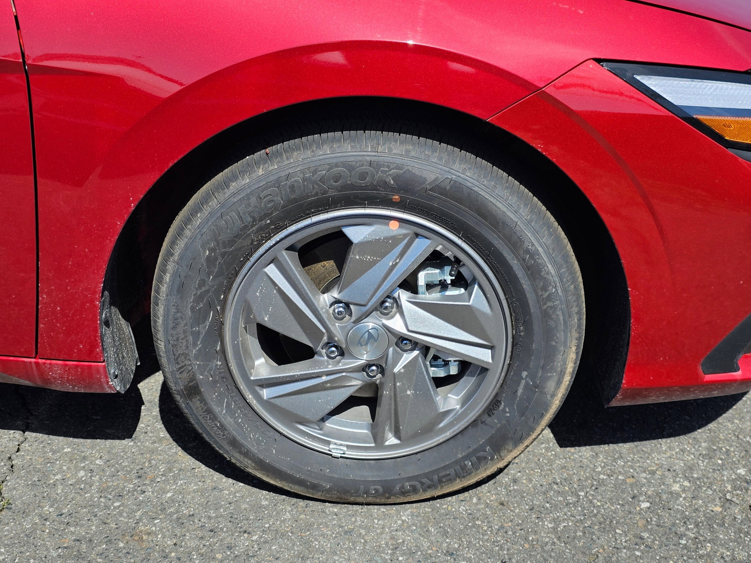 2025 Hyundai Elantra SE - Photo 9