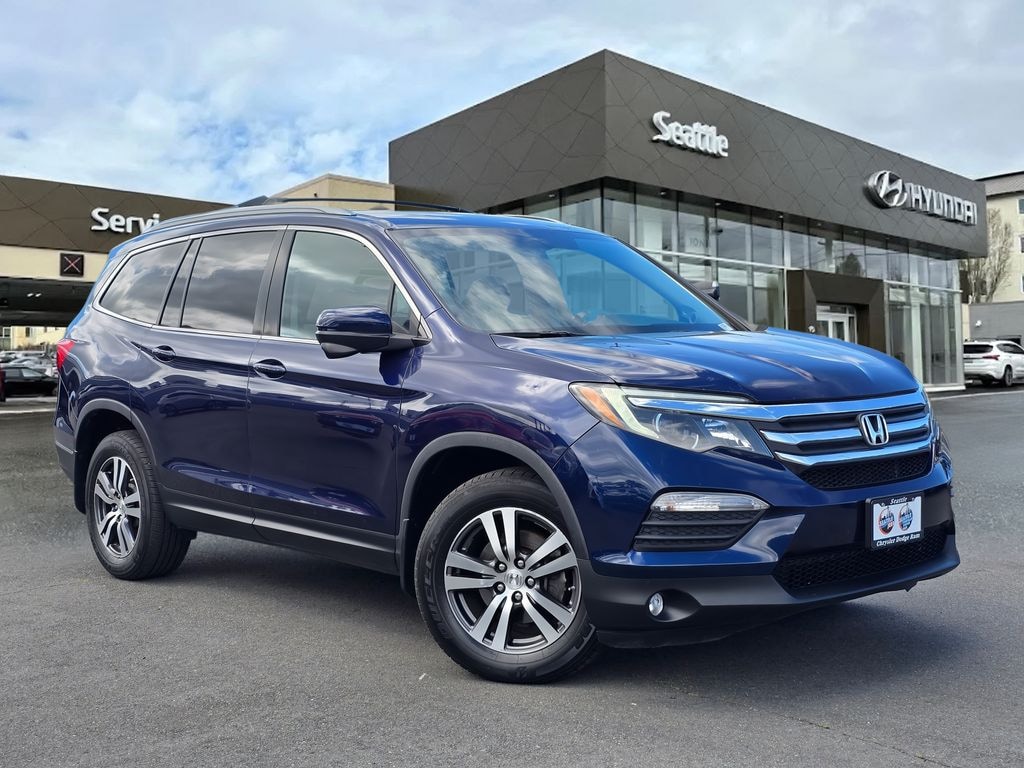 Used 2016 Honda Pilot EX AWD SUV
