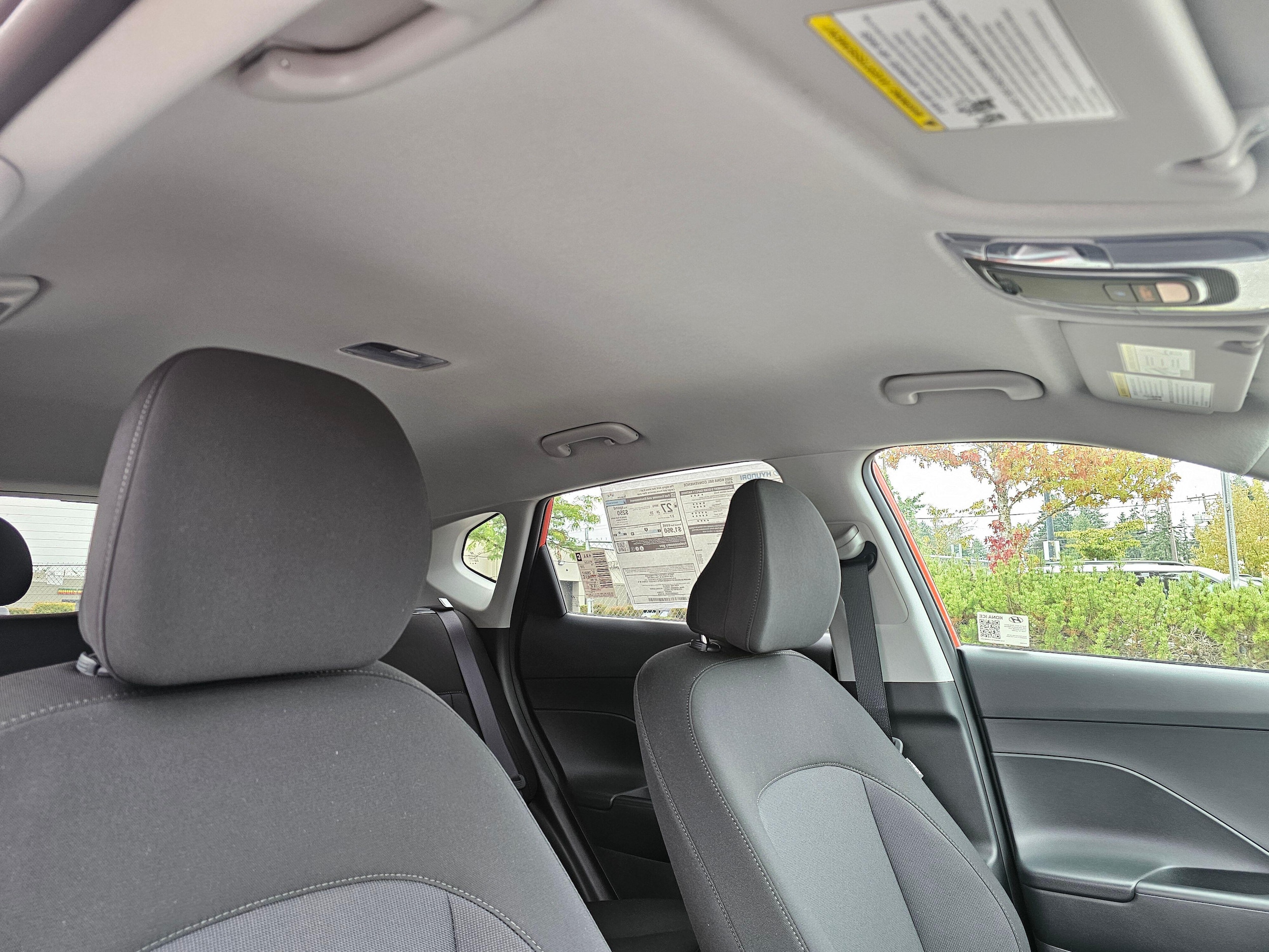 2025 Hyundai Kona SEL Convenience - Photo 11